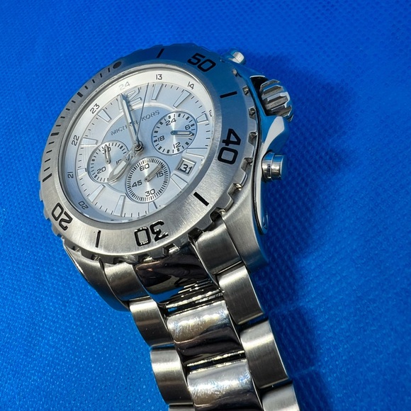 Michael Kors Chronograph Oversized MK 8253 Vintage - Picture 12 of 16